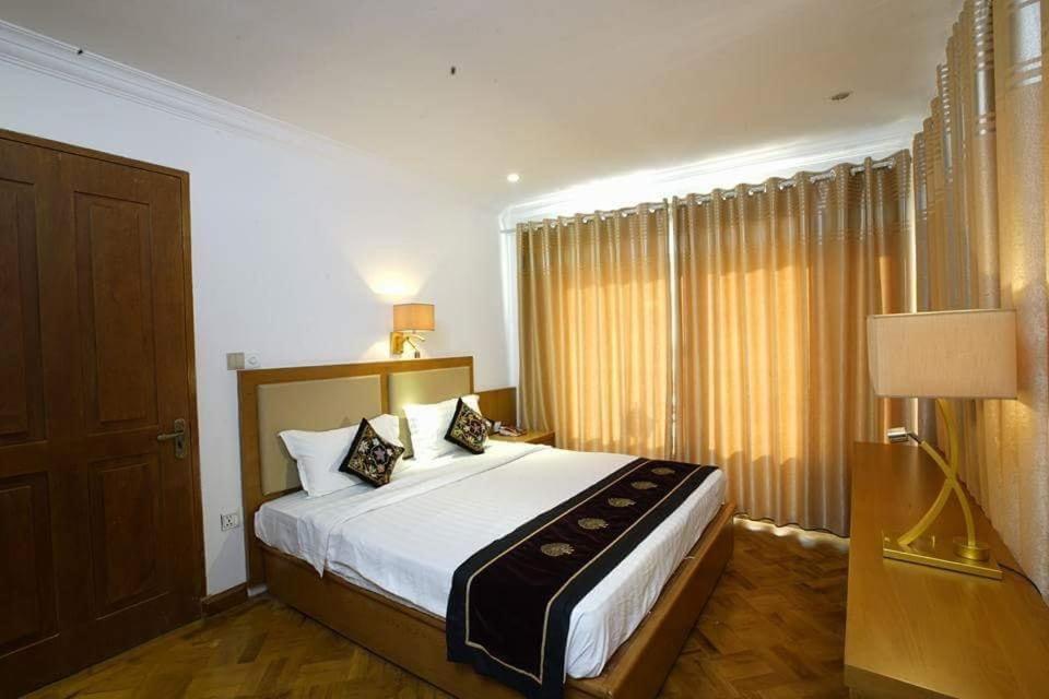 Great Wall Hotel Mandalay Esterno foto