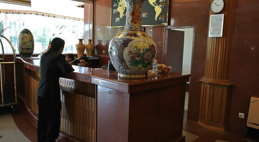 Great Wall Hotel Mandalay Esterno foto
